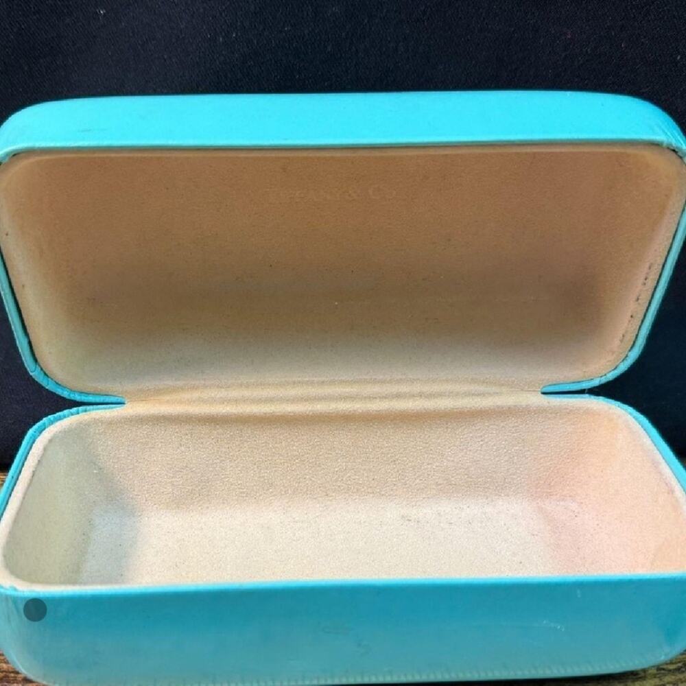 Authentic TIFFANY AND CO HARD SHELL EYEGLASS CASE